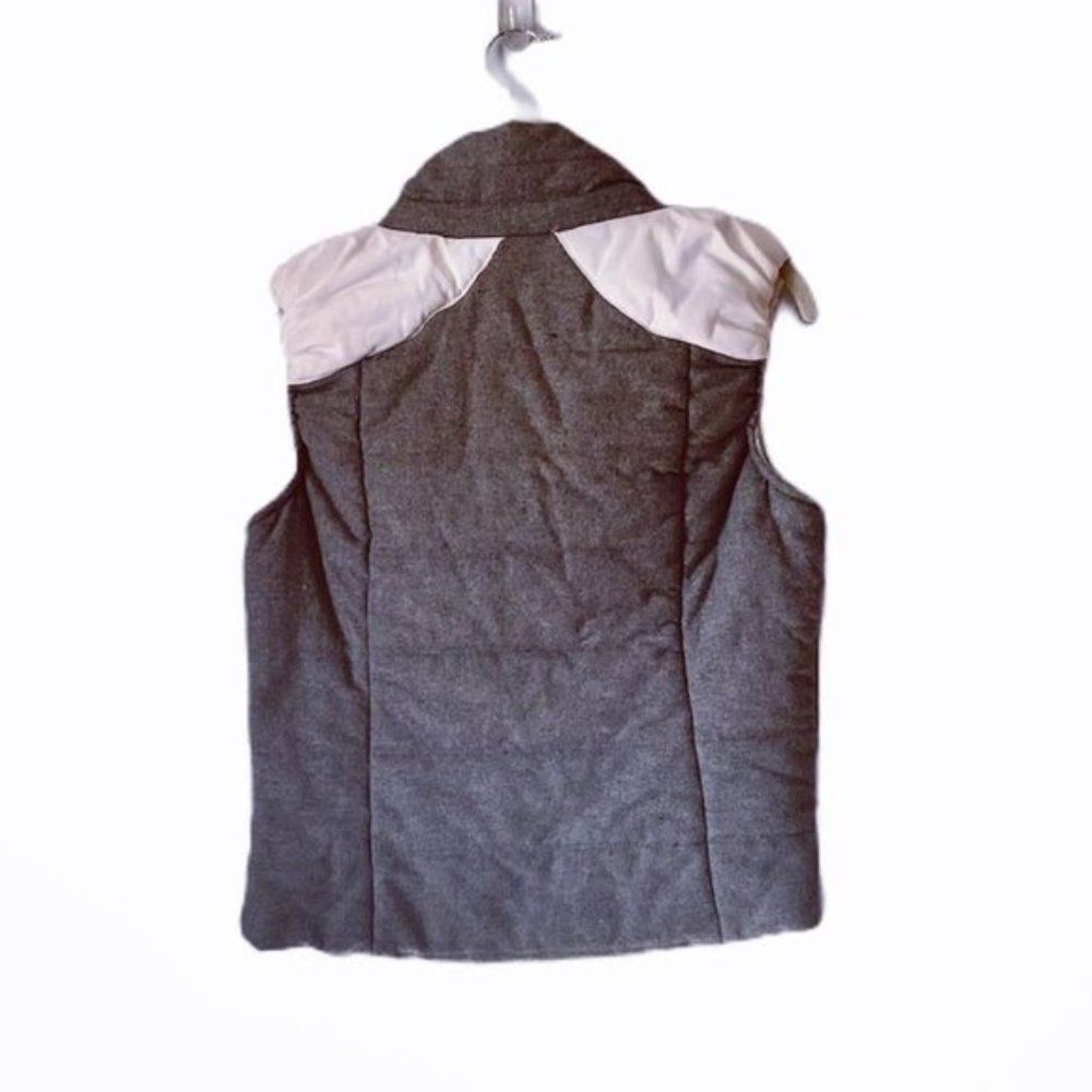 Women’s Color Block Vest - Picture 2 of 2
